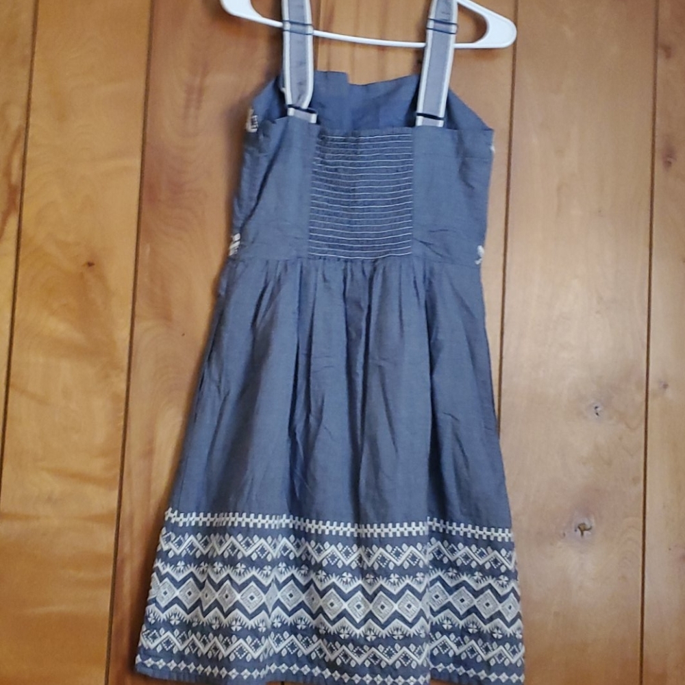 Dress - Picture 4 of 4